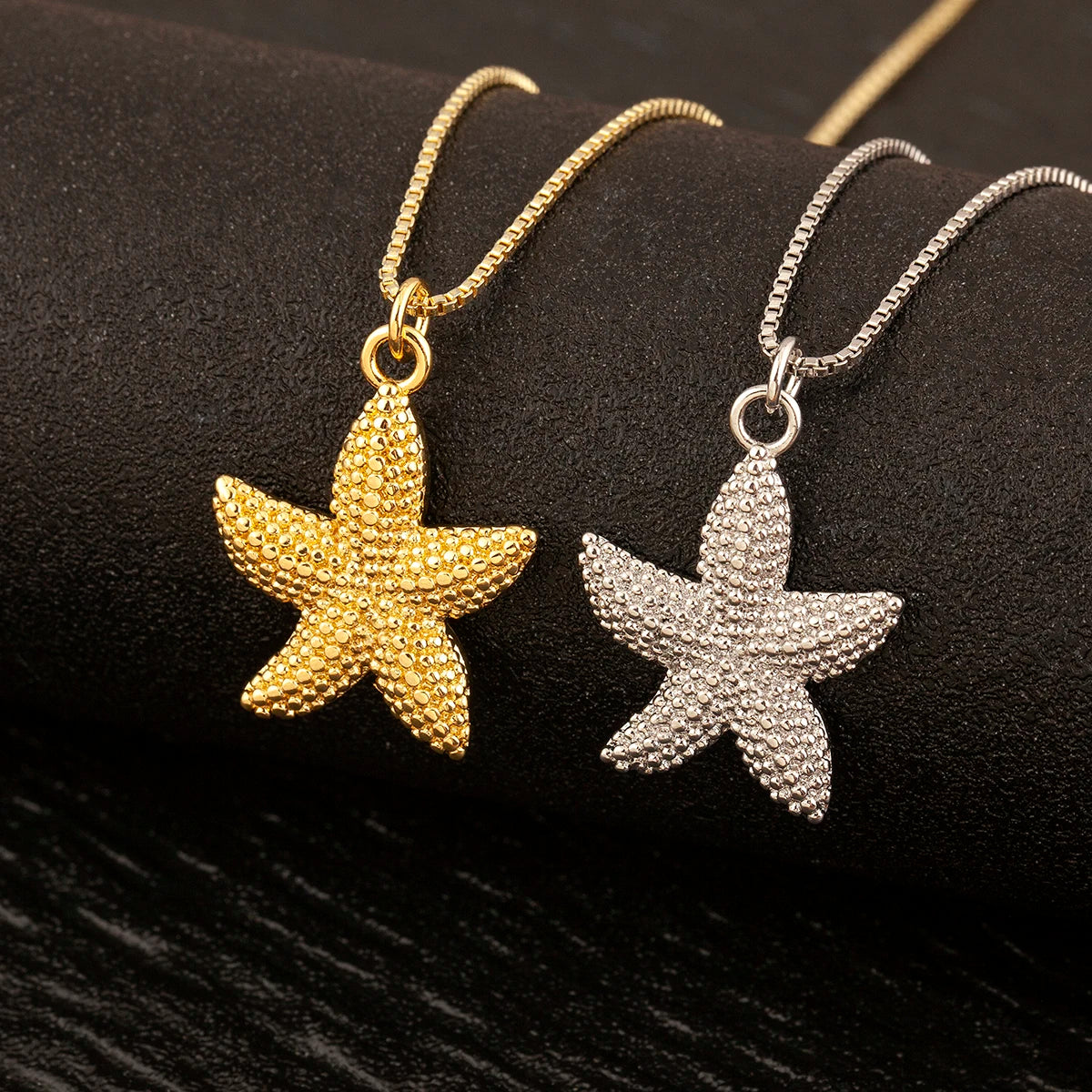 Star Shape Geometric Pendant Necklace