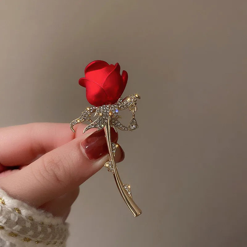 Butterfly Pearl Crystal Brooch