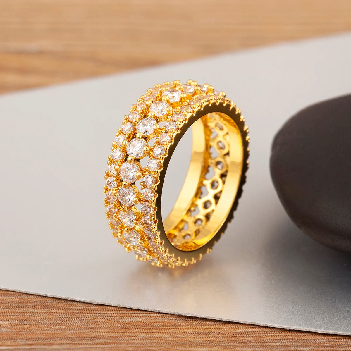 Light Luxury Trendy Sparkling Zircon Charm Rings for Women & Men