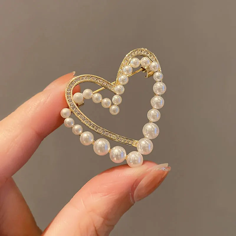 Butterfly Pearl Crystal Brooch