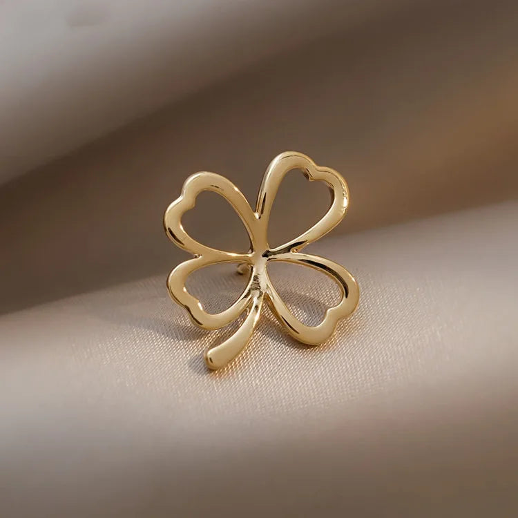 Butterfly Pearl Crystal Brooch