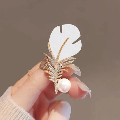 Rhinestone Peacock Brooch Pin