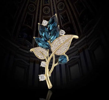Butterfly Pearl Crystal Brooch